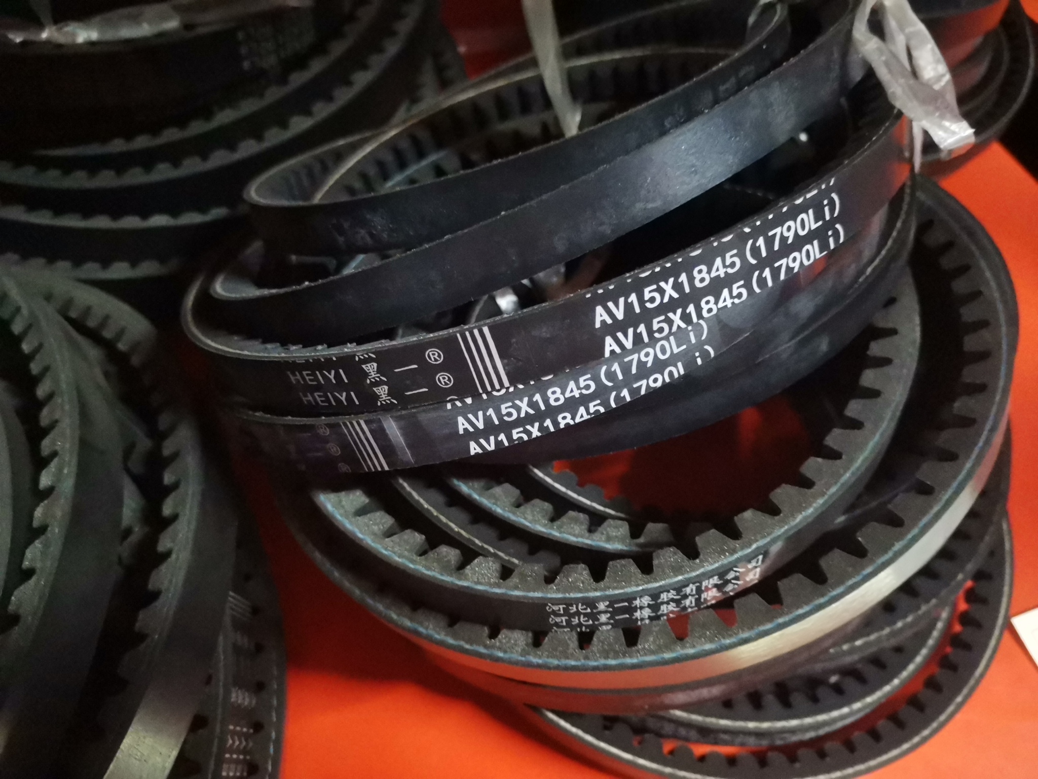 Should I Replace V Belts with Cog v Belts? HE BEI HEI YI RUBBER CO.,LTD